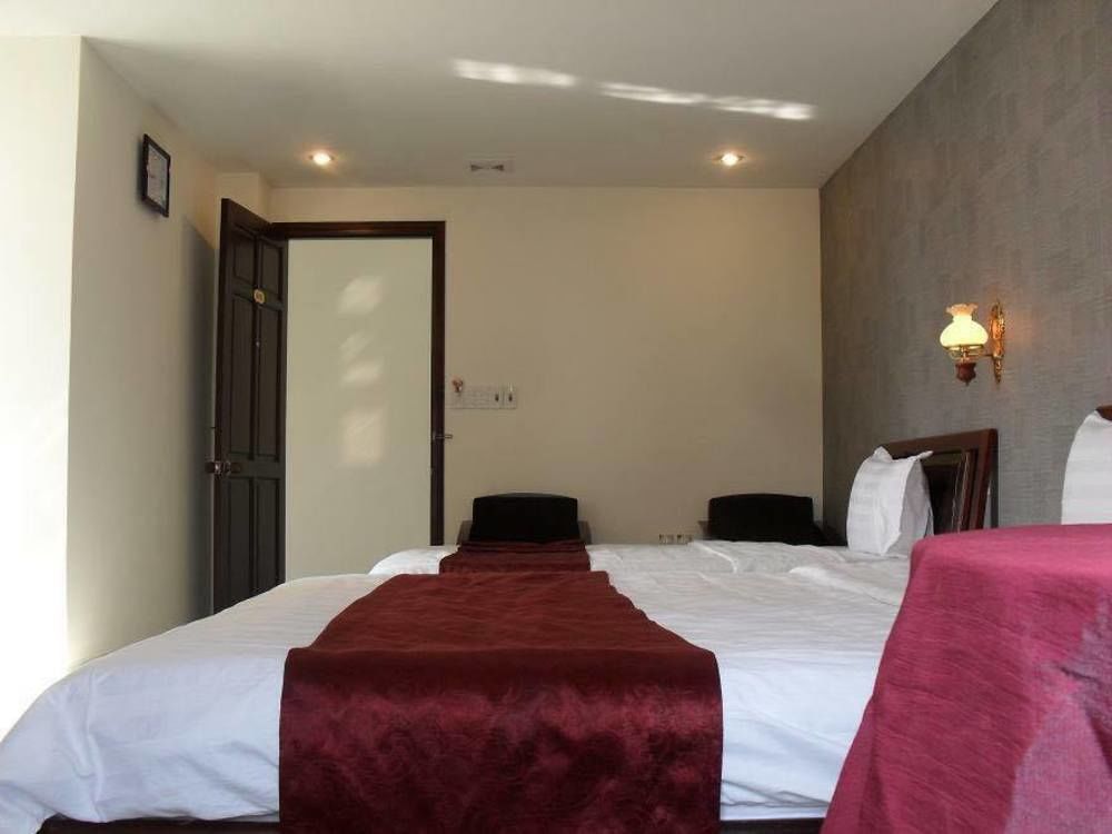 Thanh Hien Hotel Da Nang Buitenkant foto